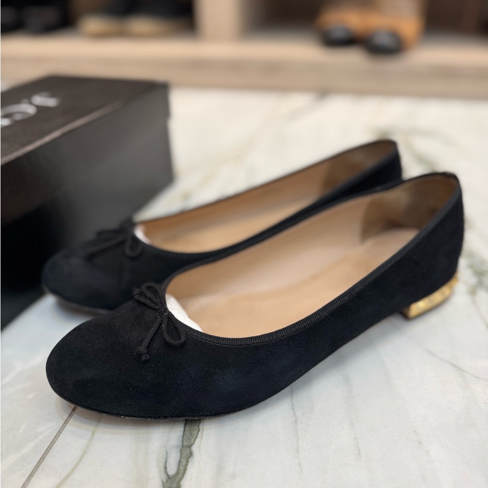 J. Crew Black Suede Ballet Flats with Gold Studded Heel.Size 9 1/2 Made in italy - Picture 15 of 16